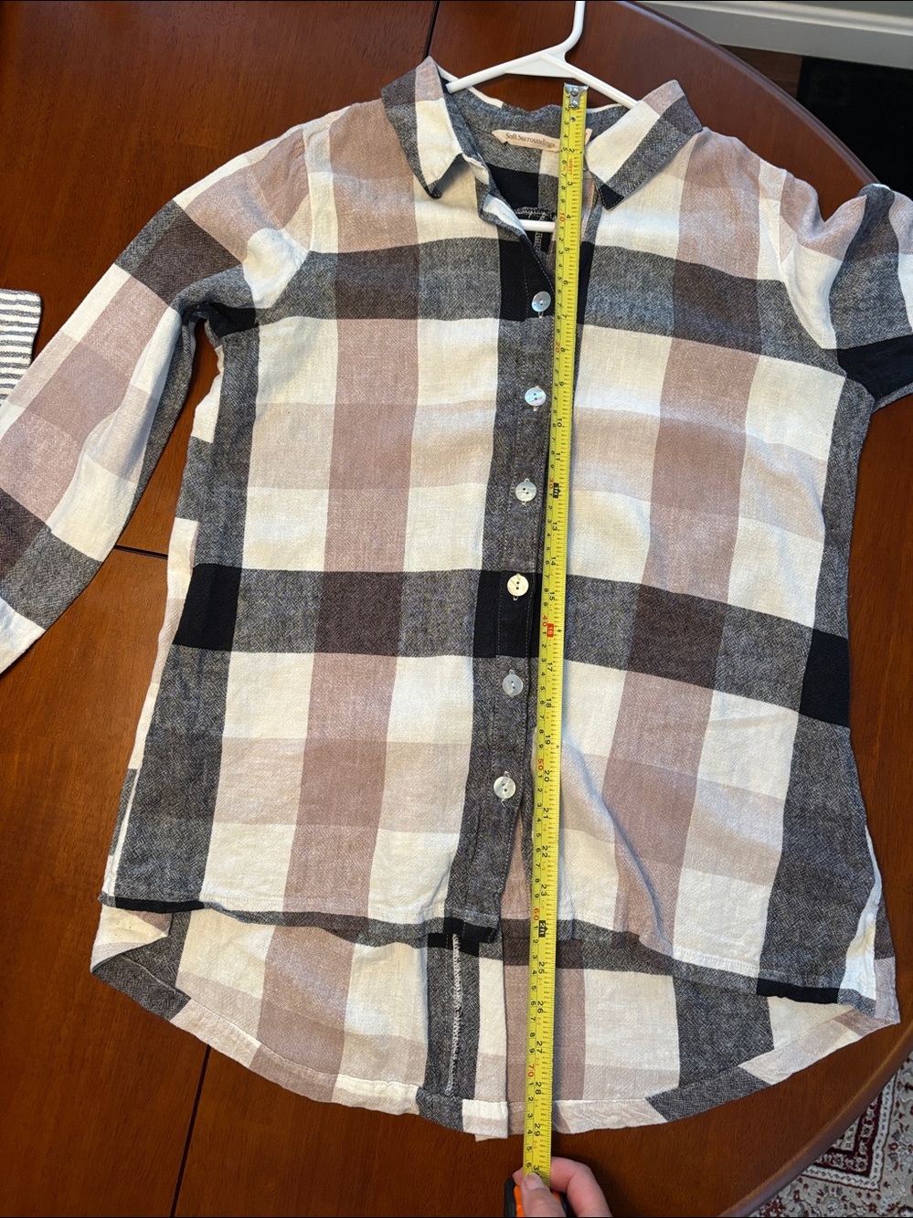 Soft Surroundings Black & Cream Plaid Button-Up sz M - Picture 11 of 11